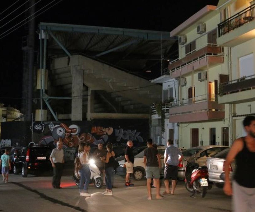 ΣΟΚ στην Κρήτη: 20χρονη έπεσε σε φωταγωγό πολυκατοικίας (pics)