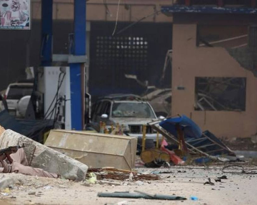 Σομαλία: Τουλάχιστον 15 νεκροί από την επίθεση σε ξενοδοχείο στη Μογκαντίσου (pics)