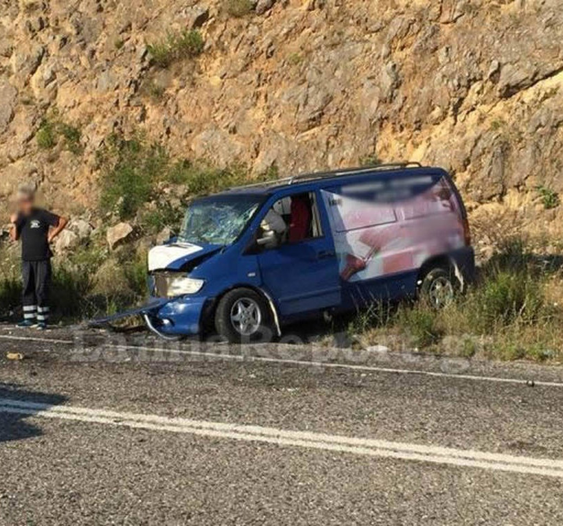 Τριπλή καραμπόλα στο δρόμο Λαμίας - Άμφισσας