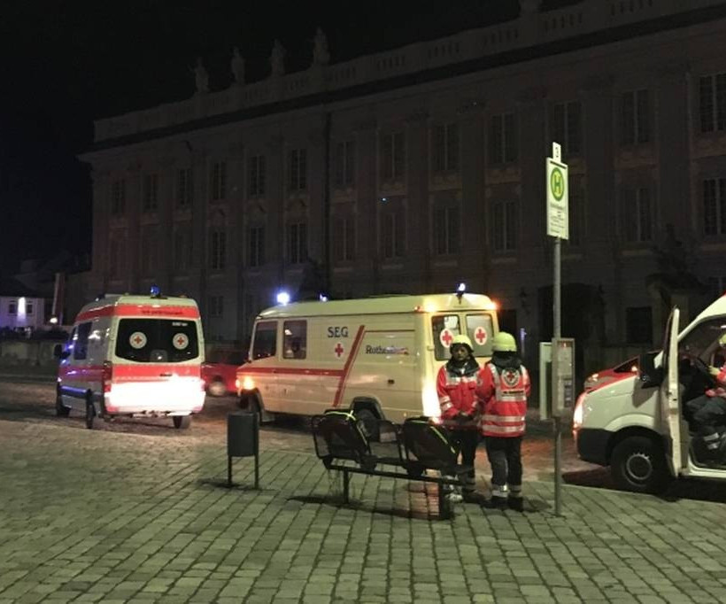 Ο τρόμος επέστρεψε στη Γερμανία - Βομβιστική επίθεση με ένα νεκρό και 12 τραυματίες (pics+vid)