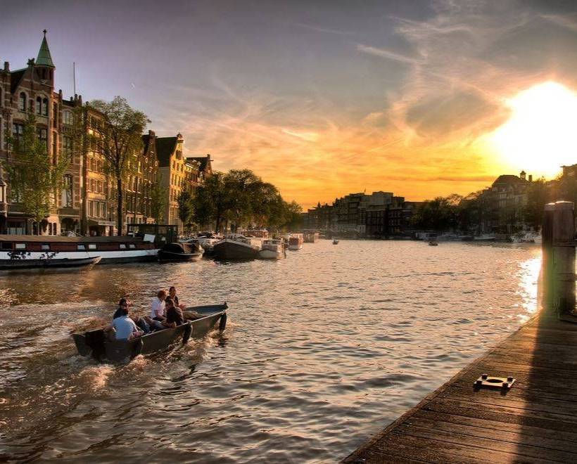 Κανάλι του Άμστερνταμ