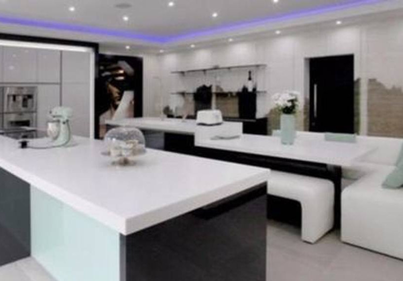 Αυτό είναι το νέο σπίτι του Ζλάταν - Θα το αντέξετε;