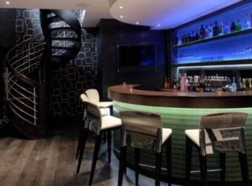 Αυτό είναι το νέο σπίτι του Ζλάταν - Θα το αντέξετε;