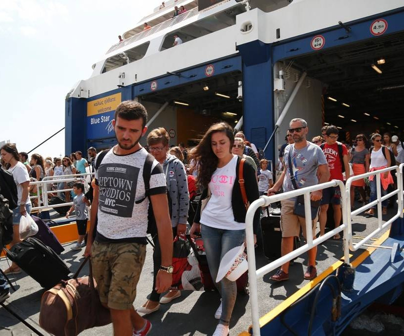 Ξεκίνησε η επιστροφή των εκδρομέων στο κλεινόν άστυ 