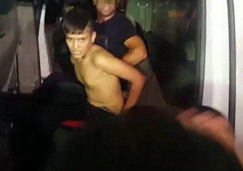 Σοκαριστικό βίντεο: Σύλληψη 12χρονου καμικάζι λίγο πριν σκορπίσει τον θάνατο (pics+vid)