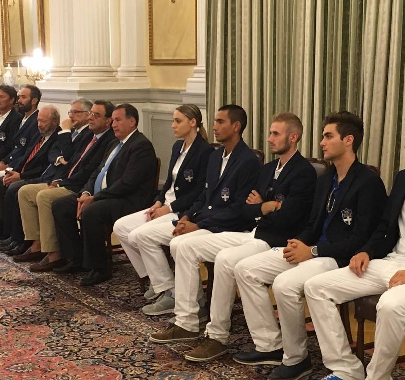 Στον Πρόεδρο της Δημοκρατίας η Αννα Κορακάκη (pics + vid)