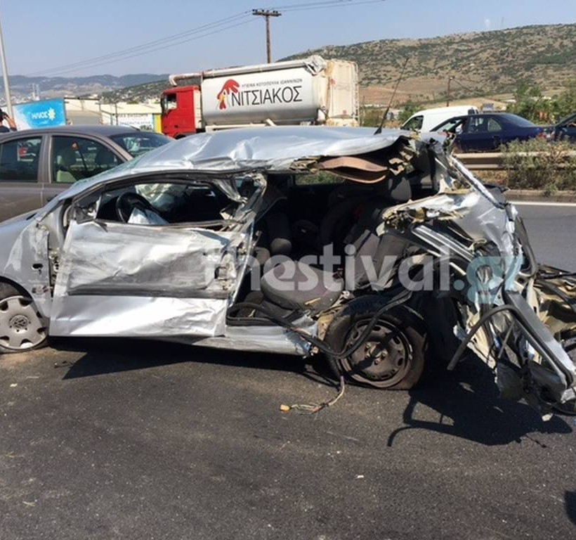 Έκτακτο: Τροχαίο με νταλίκα στη Θεσσαλονίκη - Ένας νεκρός, πέντε τραυματίες 