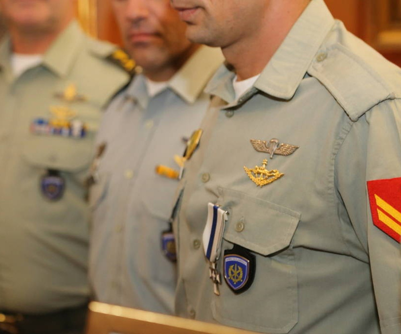 Αυτοί είναι οι ήρωες που έσωσαν τον χειριστή του Απάτσι που κατέπεσε στη Χαλκιδική (pics+vid)