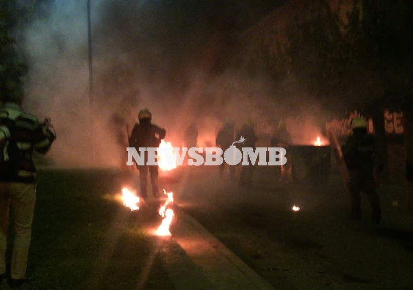 ΤΩΡΑ: Επεισόδια στο Πολυτεχνείο - Κλειστή η Πατησίων