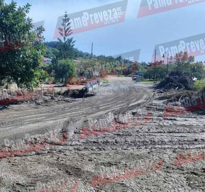 Κακοκαιρία - Πρέβεζα: «Ποτάμια» οι δρόμοι, πλημμύρισαν σπίτια και ξενοδοχεία (pic)