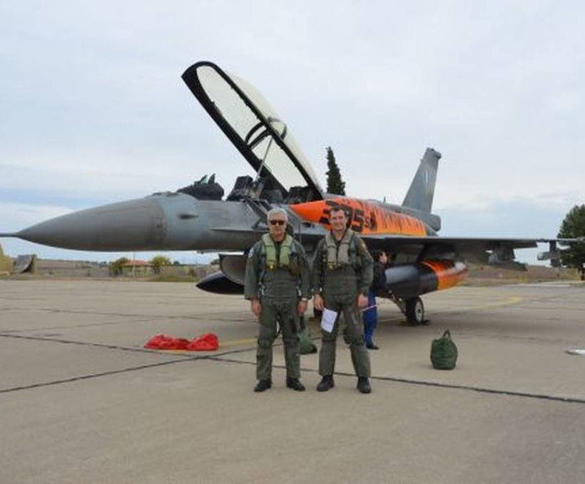 Εντυπωσιακές πτήσεις με Μαχητικά της ΠΑ στην 114ΠΜ (Pics+video)