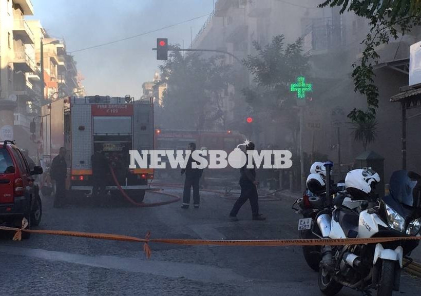Έκρηξη στην πλατεία Βικτωρίας: Οι πρώτες φωτογραφίες από το σημείο