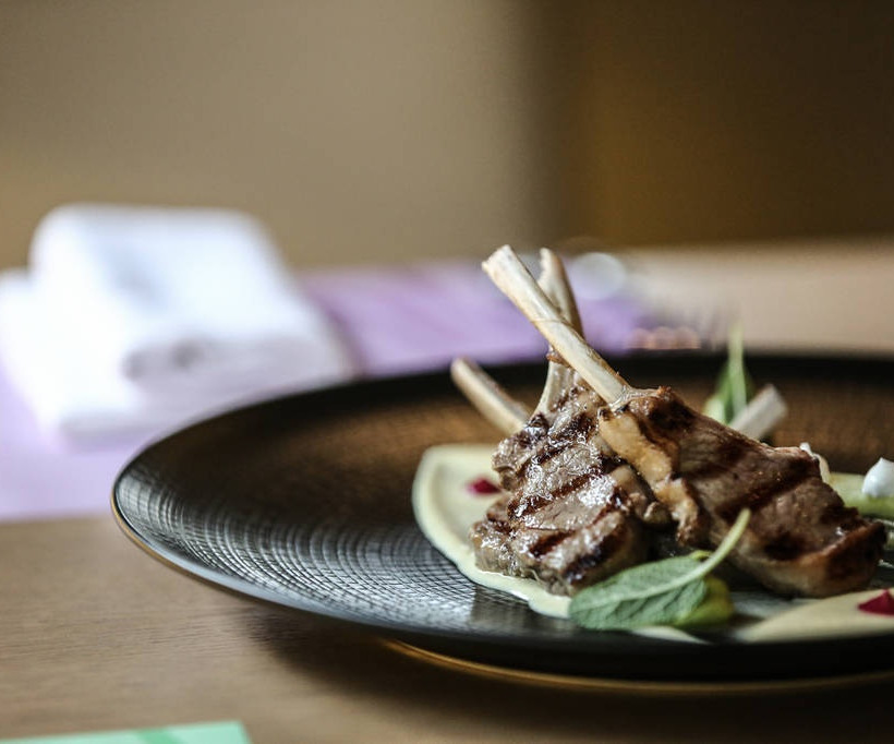 CHEFI, το εστιατόριο που θα αναφωνήσεις: «WTF?»