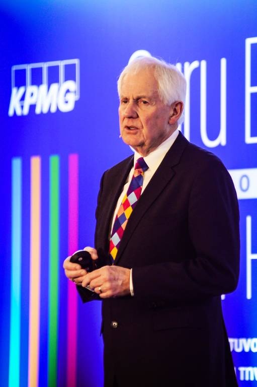 Roger Harrop: Η κρίση «γεννά» επιχειρηματικές ευκαιρίες