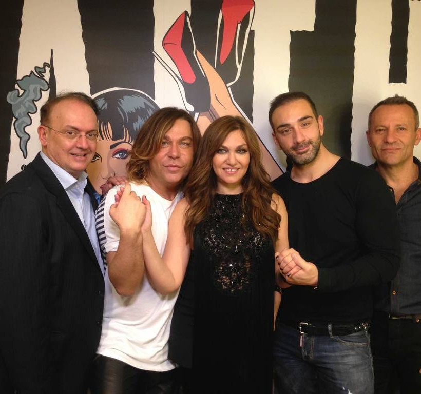 «ΦΩΣ» ...σε ότι αξίζει Καίτη Γαρμπή - Στέλλα Καλλή 