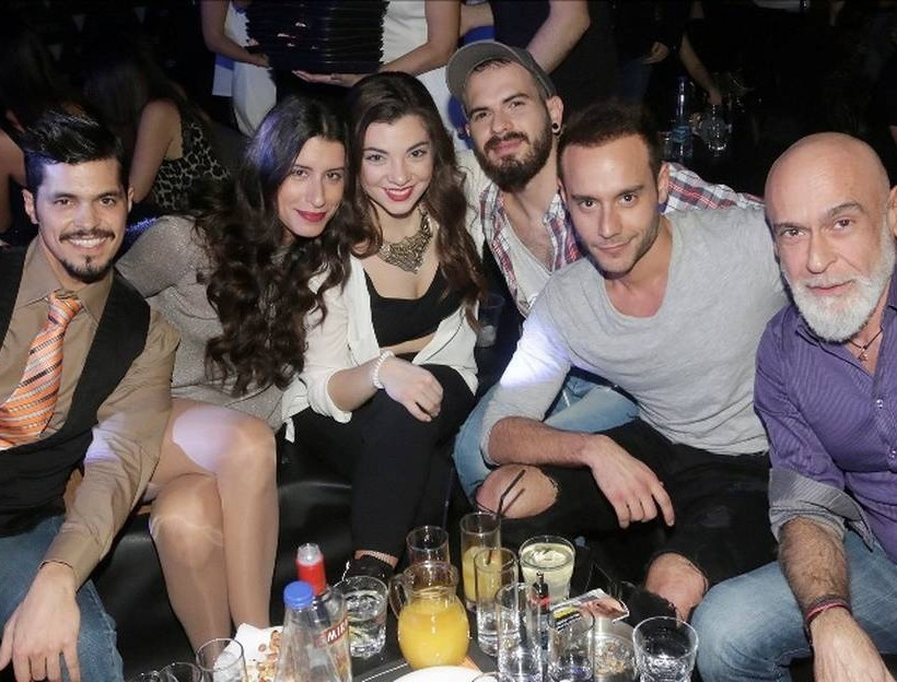 «ΦΩΣ» ...σε ότι αξίζει Καίτη Γαρμπή - Στέλλα Καλλή 