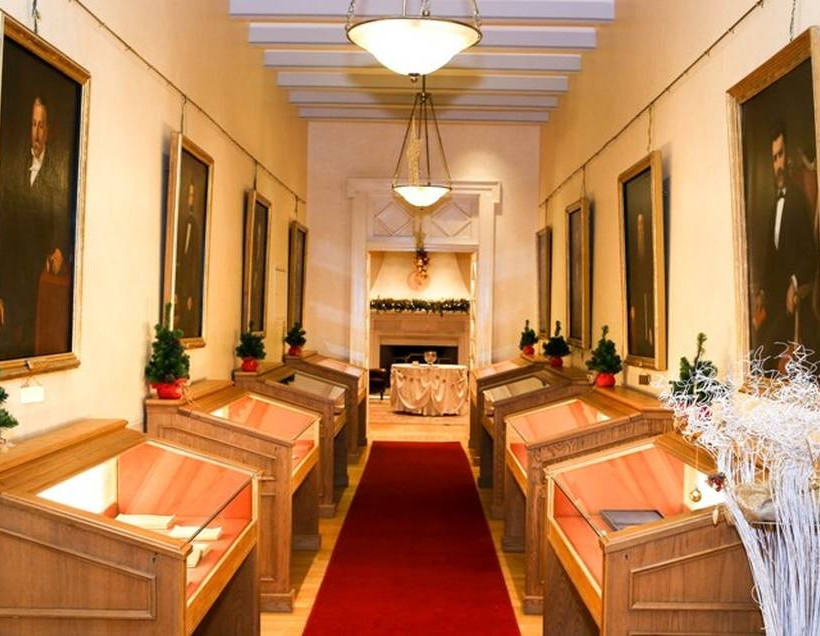 «Χρυσή Εποχή» της γυναίκας: Έκλεψε τις εντυπώσεις η εκδήλωση του ζεύγους Αγγελίδη