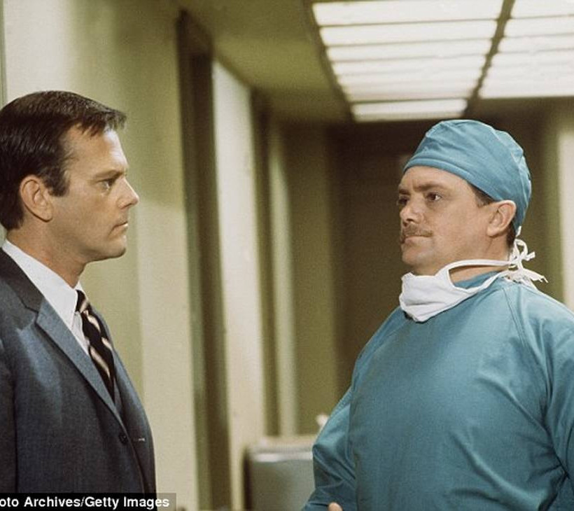 Θρήνος στον καλλιτεχνικό χώρο: Πέθανε πασίγνωστός ηθοποιός