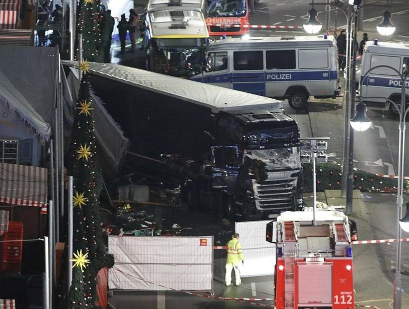Τρομοκρατική επίθεση Βερολίνο - Ανατροπή-σοκ από τη γερμανική αστυνομία: Συλλάβαμε λάθος άνθρωπο