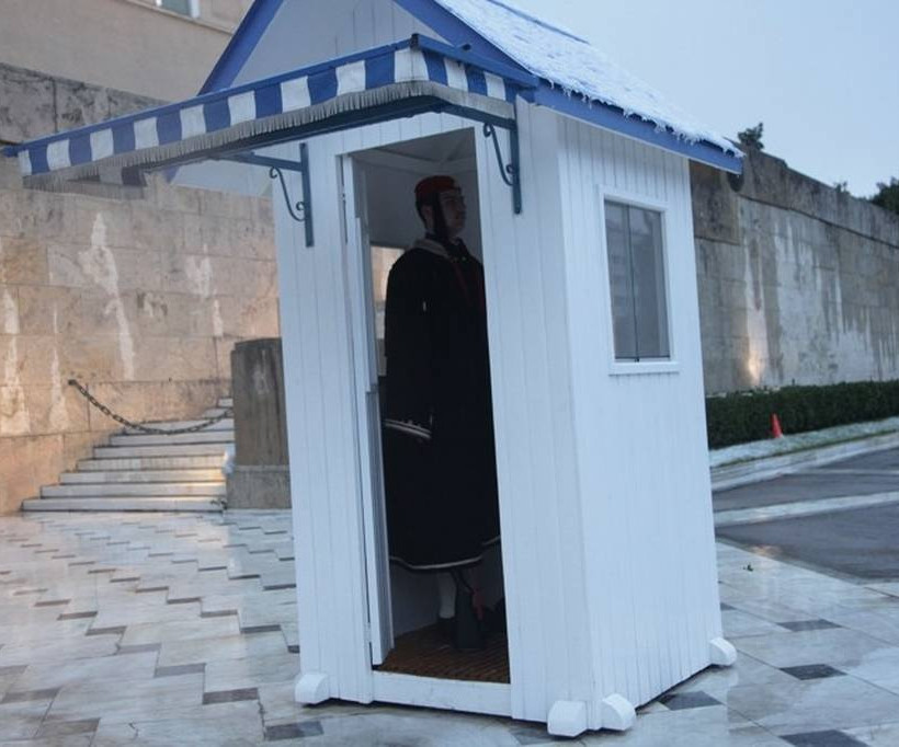 ΕΚΤΑΚΤΟ - Καιρός Live - Κι όμως! Το «έστρωσε» και στο Σύνταγμα – Δείτε φωτογραφίες 