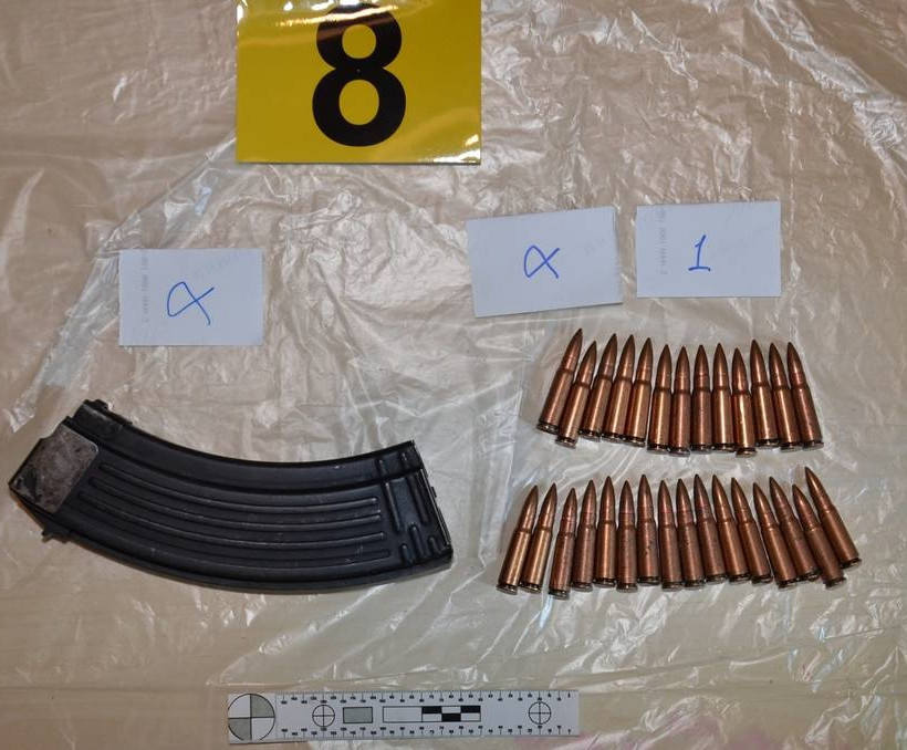 Πόλα Ρούπα: Έκρυβε ολόκληρο οπλοστάσιο στο σπίτι της Ηλιούπολης (photos)