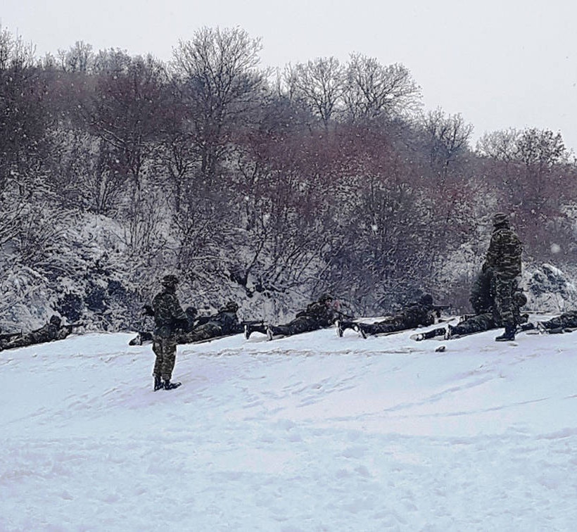 Έβρος - Χιόνια: Ο Ελληνικός στρατός δε σταματά πουθενά (συγκλονιστικές photos)
