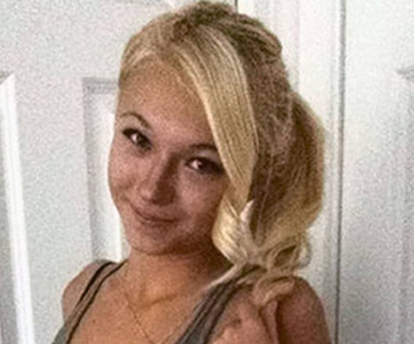  ΣΟΚ: Διεστραμμένη έφηβη έβαλε να βιάσουν την ανήλικη φίλη της και το μετέδωσε live! (pics)