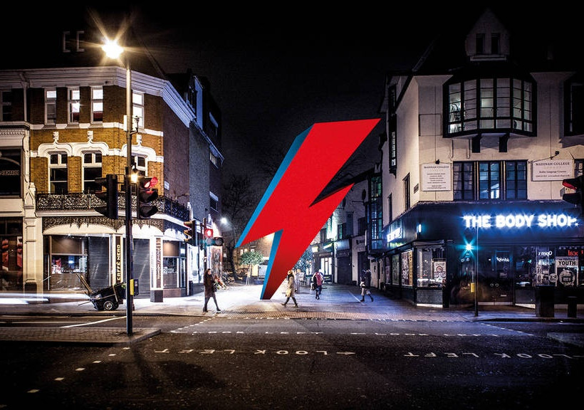 Λονδίνο: Δείτε το εντυπωσιακό νέο μνημείο προς τιμήν του Ντέιβιντ Μπάουι 