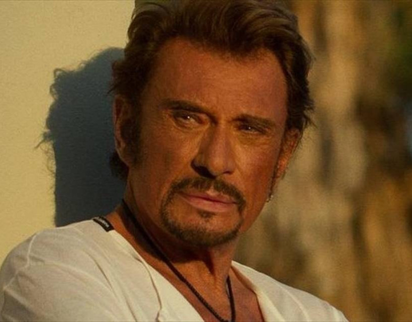 ΣΟΚ: Διαγνώστηκε με καρκίνο πασίγνωστος τραγουδιστής (pic)