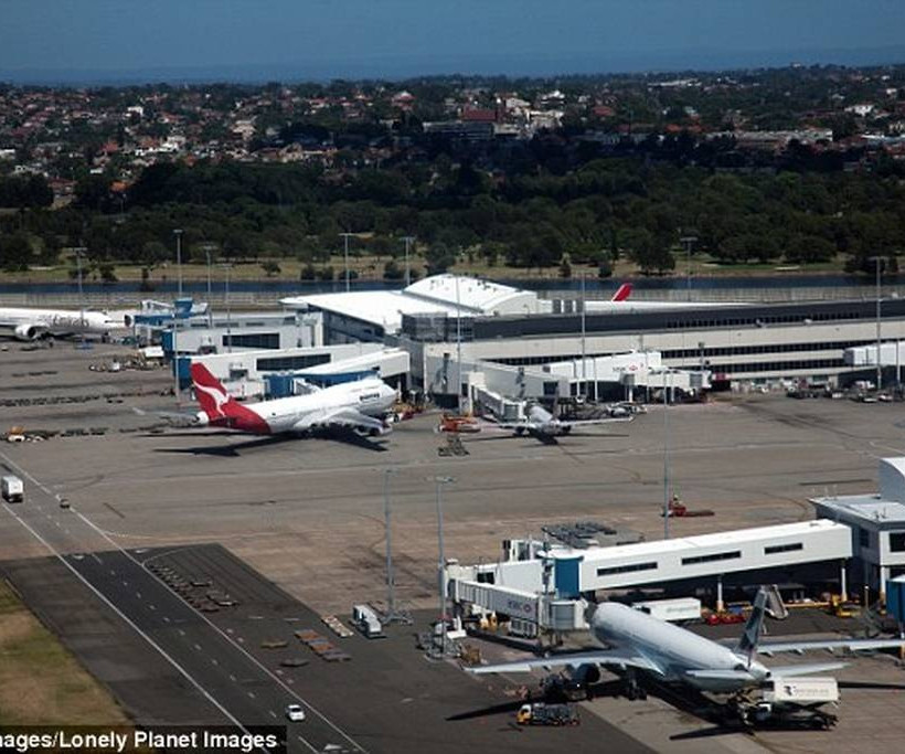 Τρόμος στον αέρα: Ελικοφόρο αεροσκάφος έχασε τον ένα έλικα εν πτήσει (pics)