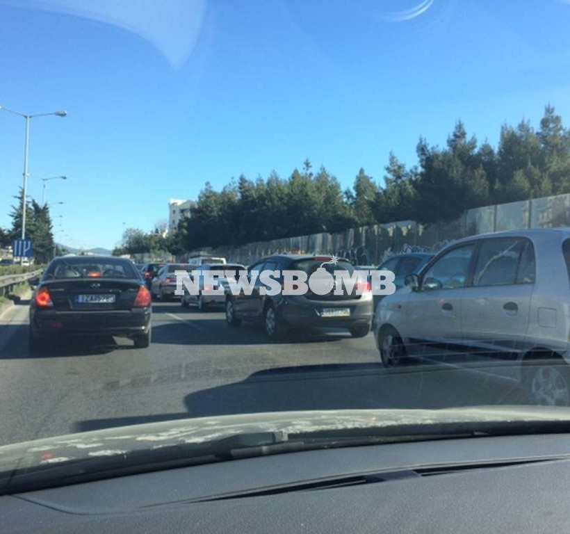 Προσοχή: Κυκλοφοριακό «έμφραγμα» ΤΩΡΑ στους δρόμους της Αθήνας – Ποια σημεία να αποφύγετε