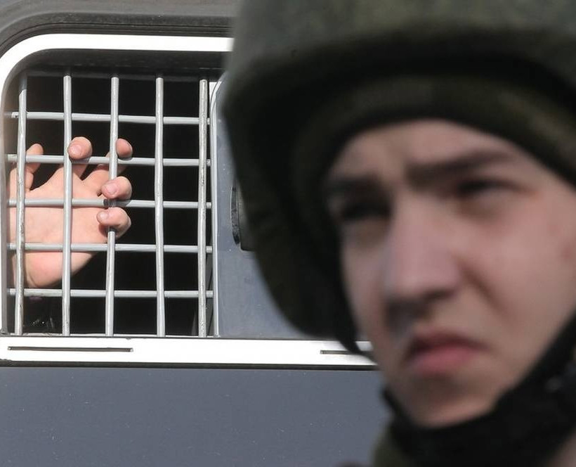 Οι ΗΠΑ στρέφονται κατά της Ρωσίας για τις συλλήψεις εκατοντάδων διαδηλωτών (Pics+Vids)