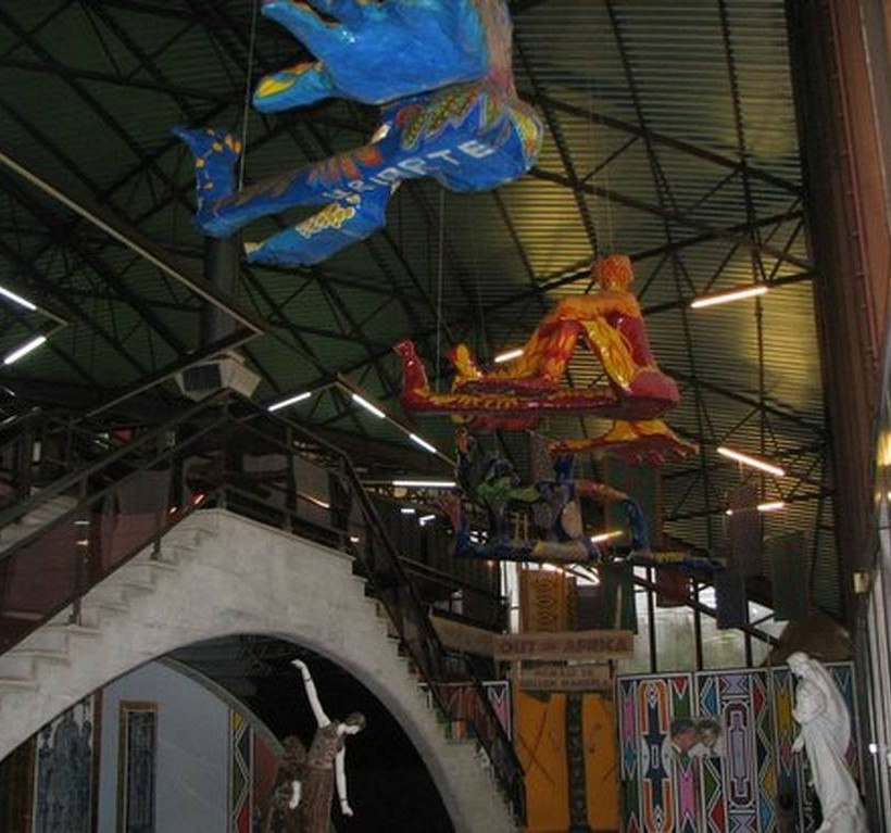 Τσαουσέσκου, Δράκουλας και... Ιησούς συναντώνται στο ρουμανικό μουσείο του κιτς