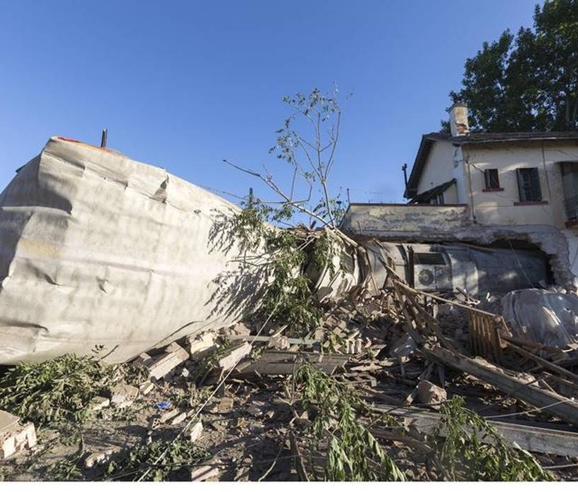 Three dead in train derailment near Thessaloniki (pics)