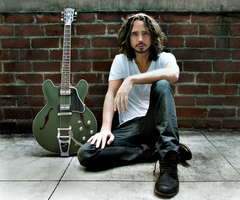 Είδηση-βόμβα: Πέθανε πασίγνωστος τραγουδιστής - Σοκ στον κόσμο της ροκ (Pics+Vids)