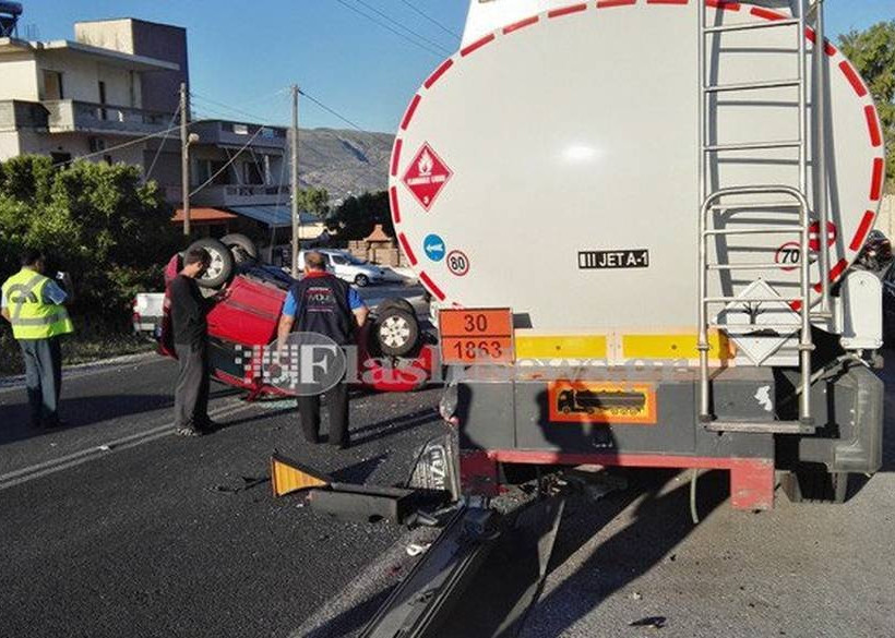 Σοβαρό τροχαίο στα Χανιά: Σύγκρουση αυτοκινήτου με βυτιοφόρο (pics)