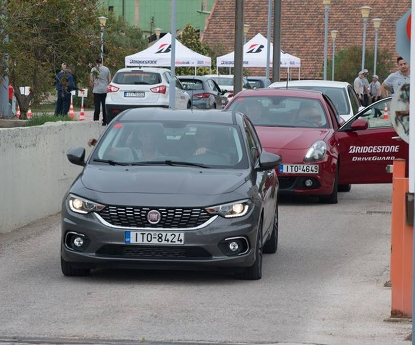 Ρεζέρβα τέλος! Το νέο ελαστικό της Bridgestone υπόσχεται 80 επιπλέον χιλιόμετρα ακόμα κι αν κλατάρει