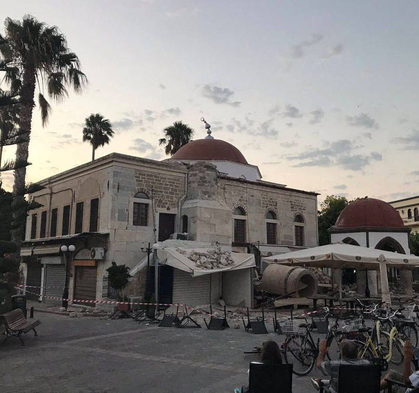 Σεισμός Κως Live: Εικόνες καταστροφής με το πρώτο φως της ημέρας 