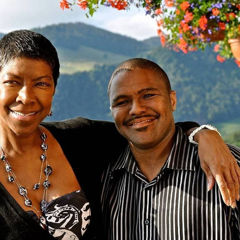 Σοκ: Πέθανε ο γιος πασίγνωστης τραγουδίστριας (pics)