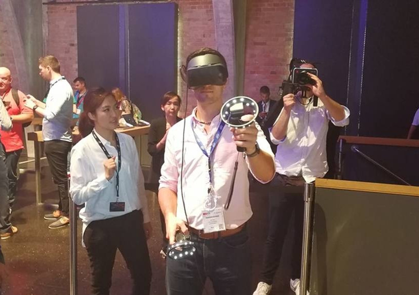 IFA 2017: Oι φορητοί υπολογιστές «αδυνατίζουν» και τα wearables επιμένουν