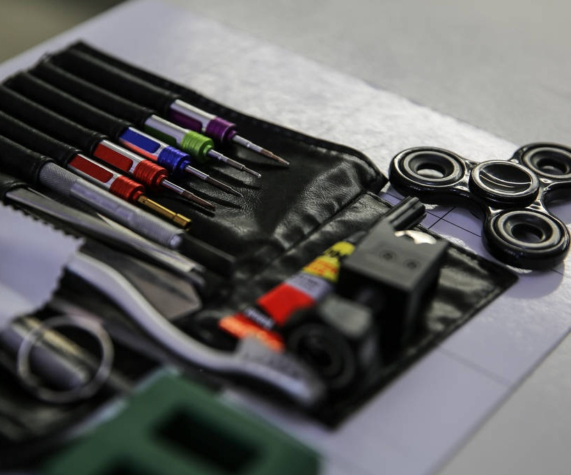 Τι μάθαμε από την εμπειρία μας δίπλα σε έναν εξειδικευμένο τεχνικό της iFast Repair;