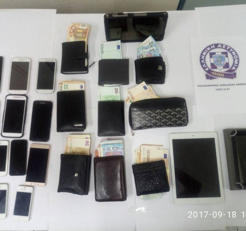 Στα χέρια της Αστυνομίας μεγάλη σπείρα πορτοφολάδων - Είχαν «ξαφρίσει» περισσότερα από 4.000 άτομα