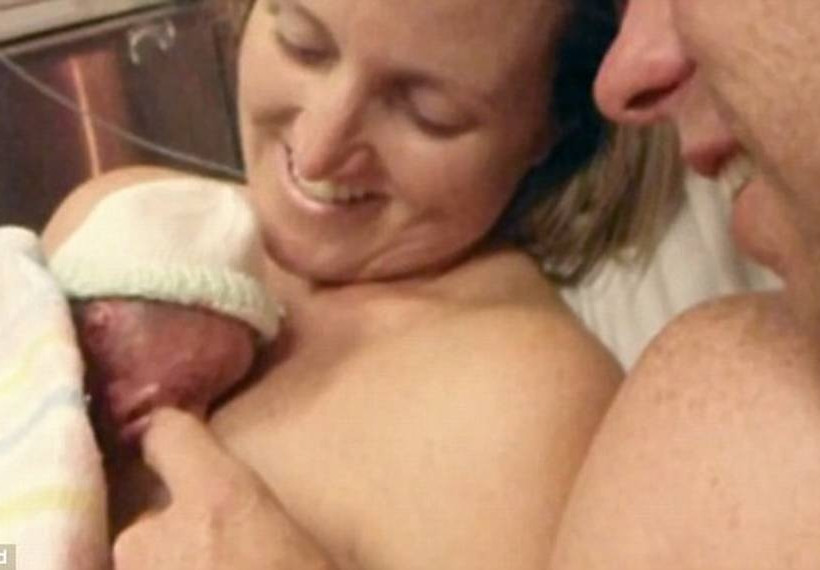 Συγκλονιστικό: Ήταν κλινικά νεκρό αλλά ο χτύπος της καρδιάς της μητέρας του, του έδωσε ζωή (pics)