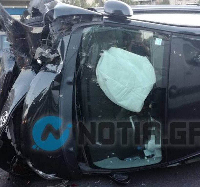 Εικόνες σοκ από το τροχαίο στην Ηλιούπολη (pics)
