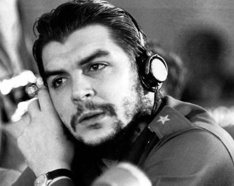 Κούβα: Φόρος τιμής στον Ερνέστο Τσε Γκεβάρα μισό αιώνα μετά τον θάνατό του (Pics)