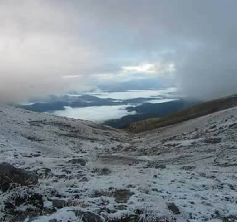 Καιρός LIVE: Το έστρωσε σε αρκετές περιοχές – Δείτε πού χιονίζει ΤΩΡΑ