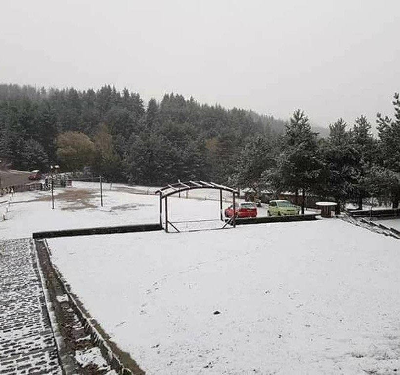 Καιρός Live: Χιόνισε σε Φλώρινα, Κοζάνη, Καστοριά – Δείτε βίντεο και φωτογραφίες