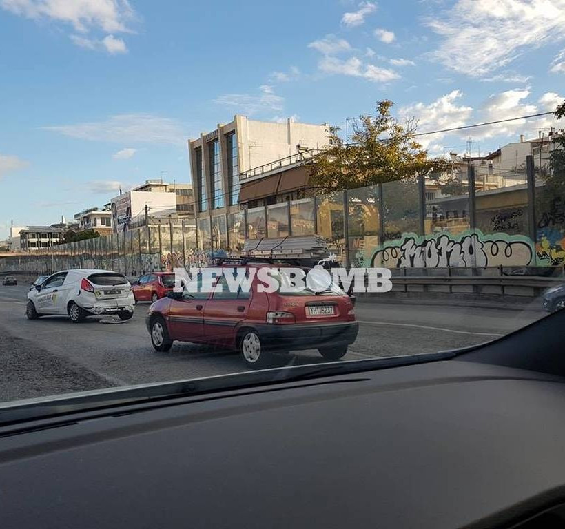 ΕΚΤΑΚΤΟ: Ασύλληπτη καραμπόλα στην Εθνική Οδό Αθηνών - Λαμίας (pics)