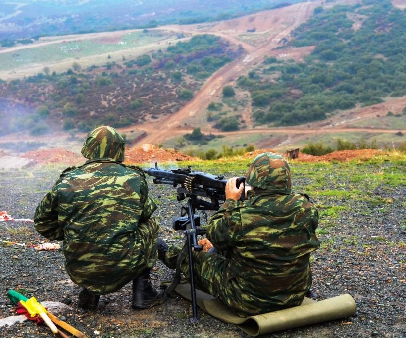 Εκτέλεση βολών βαρέων όπλων πεζικού από τα ΤΕΘ (pics)