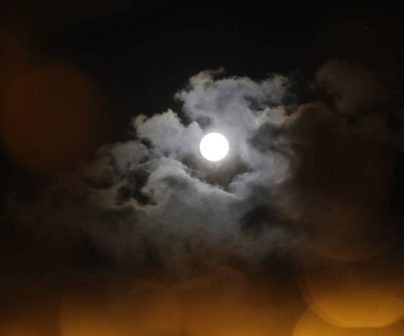 Σούπερ Σελήνη: Δείτε το φαινόμενο που μάγεψε τον κόσμο (pics)